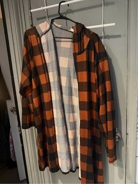 paper tee Rust and Black Plaid Hooded Cardigan